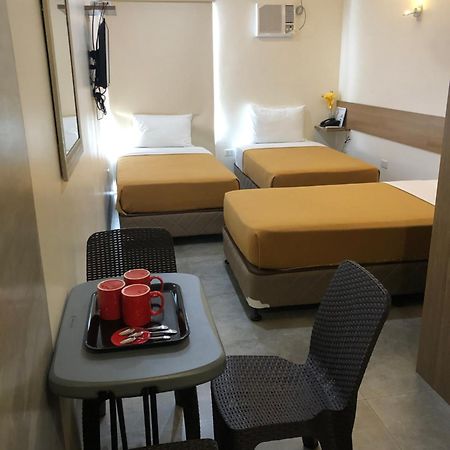 18 Suites Cebu Eksteriør billede