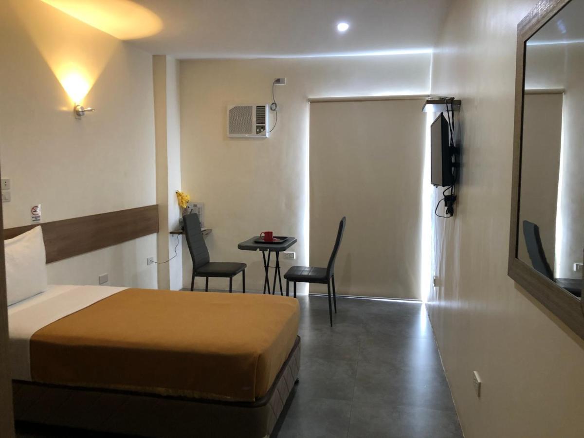 18 Suites Cebu Eksteriør billede